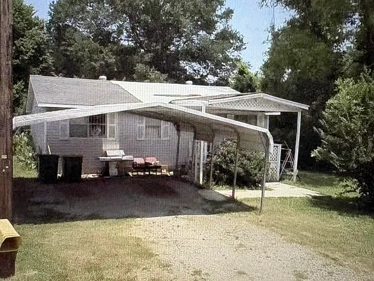 3216 Harris St — Photo 1