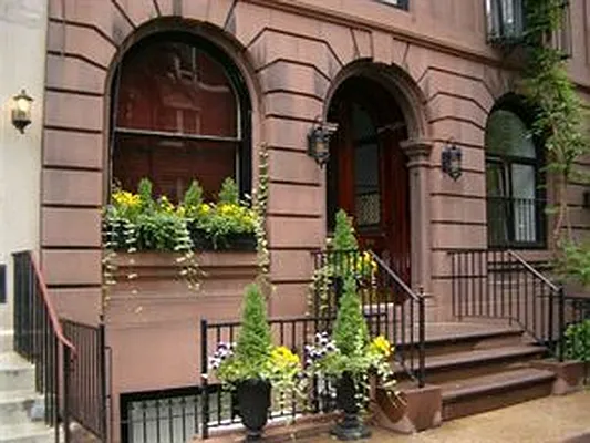 Rented by Corcoran | media 17