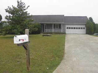 148 Orchard Hill Dr, Ellenwood, GA