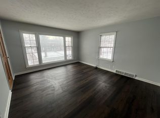 756 W 11th St #D, Fremont, NE 68025