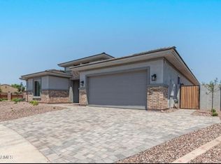 880 W Flamingo Dr, Chandler, AZ 85286