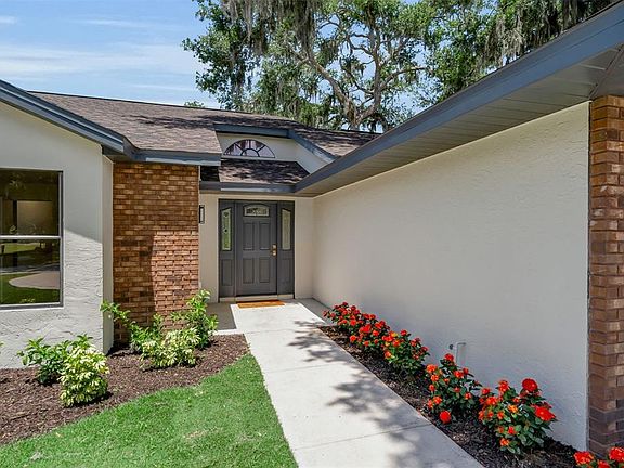 4th image of 1005 Greystone Ln