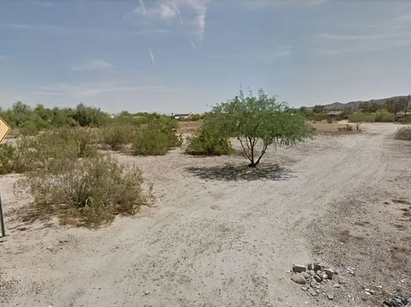 8211 S 9th St, Phoenix, AZ 85042