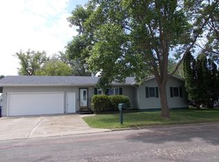 312 7th Ave SW, Watertown, SD 57201