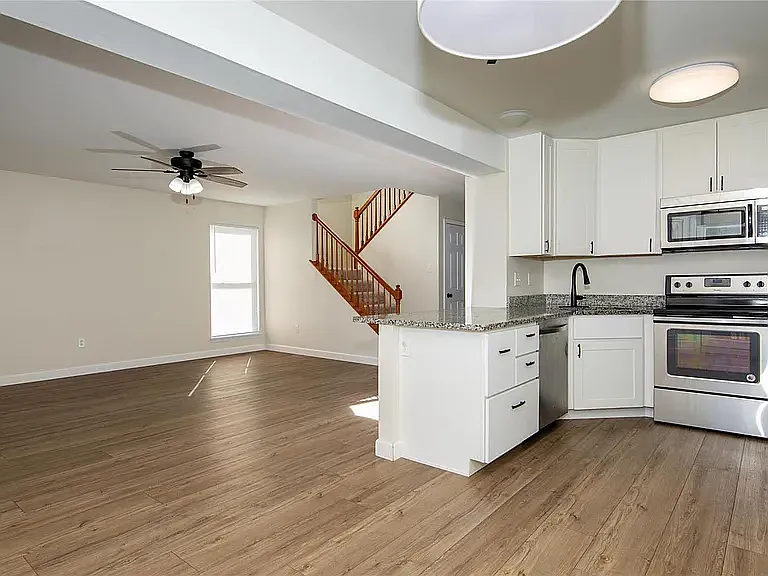2845 Smokehouse Way — Photo 11