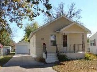 317 E 17th St, Grand Island, NE 68801