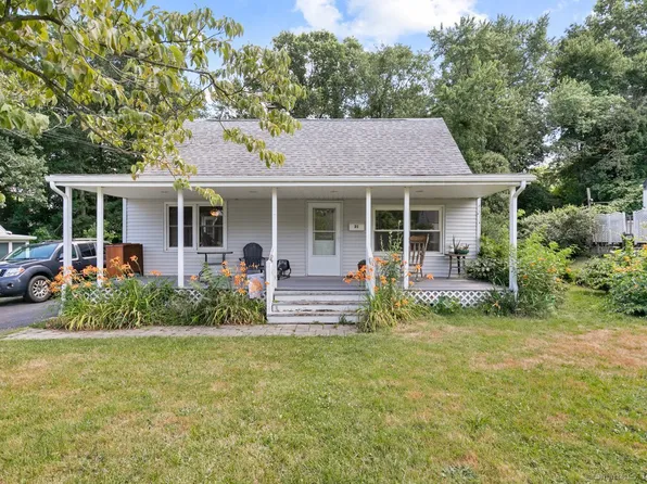 31 Tremper Drive, Wallingford, CT 06492