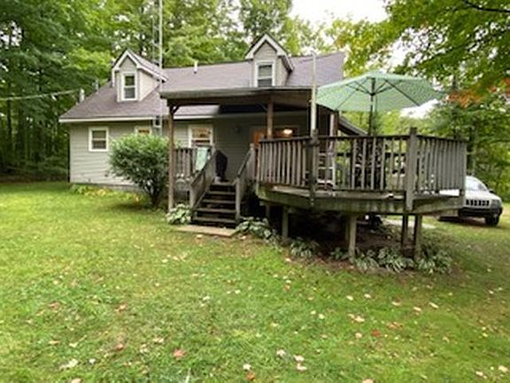 3rd image of 1511 N Hemlock Ave