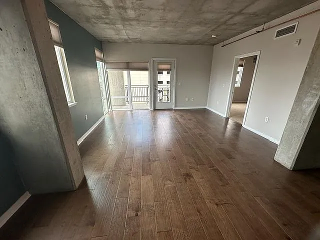 Building Photo - 1475 Delgany St #410