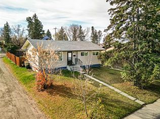 5015 N 46th St, Innisfail, AB T4G1L6