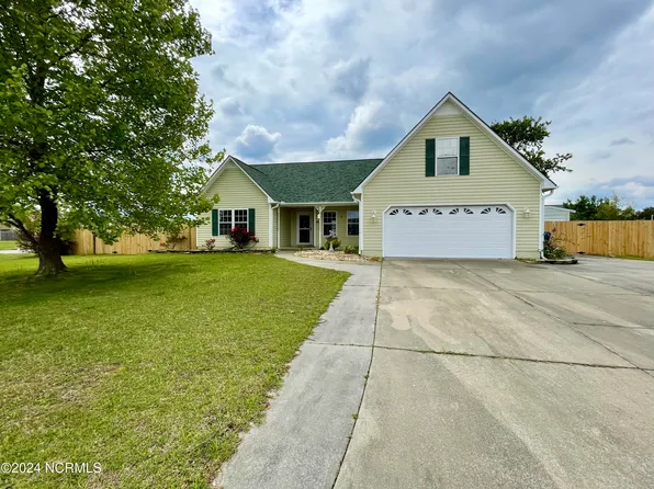 911 Gum Branch Court, Havelock, NC 28532