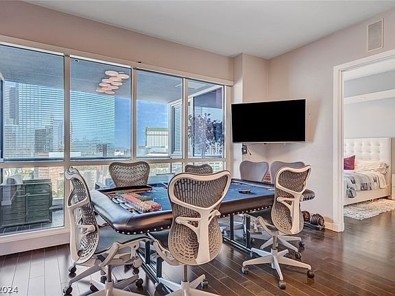 4th image of 4525 Dean Martin Dr Unit 1107