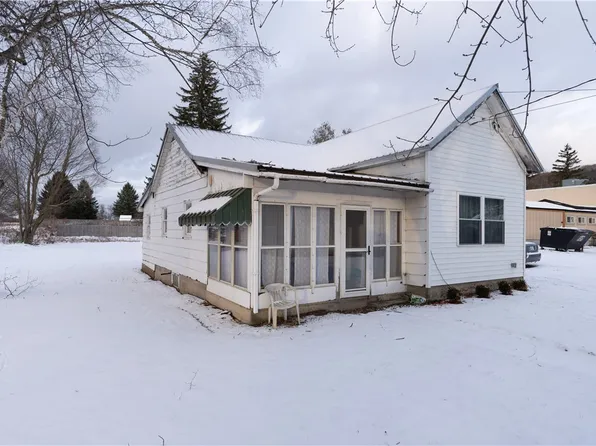 3 Wayland St, North Cohocton, NY 14808