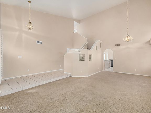 5th image of 1934 W PENINSULA Circle