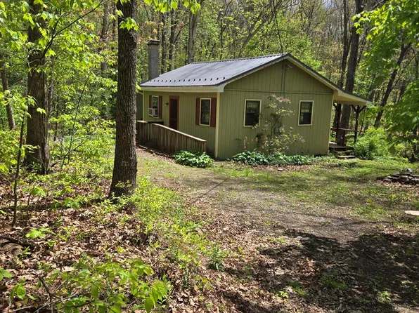 8710 Foreman Rd, Three Springs, PA 17264
