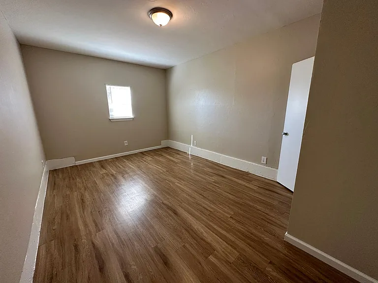 1008 N Nail Pkwy — Photo 27