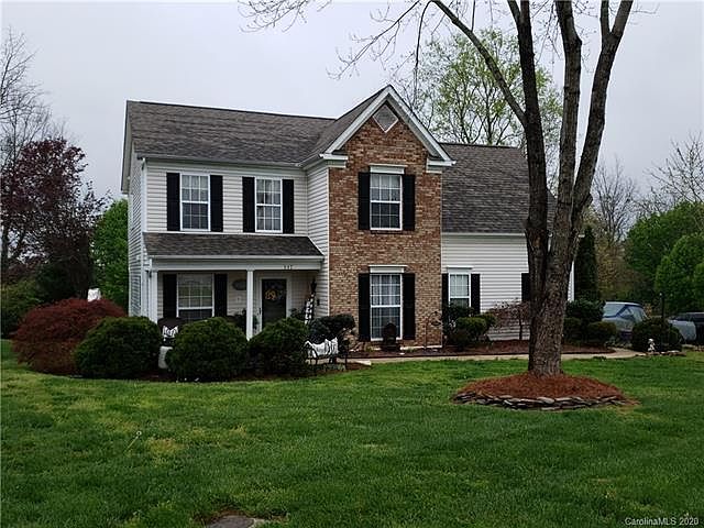 1st image of 117 S Mulberry Ct