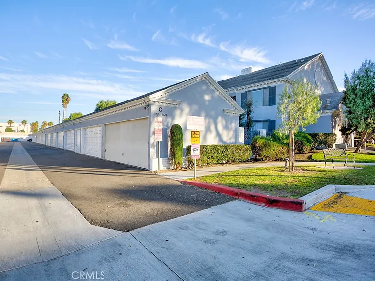 1610 S Pomona Ave #C15 — Photo 39