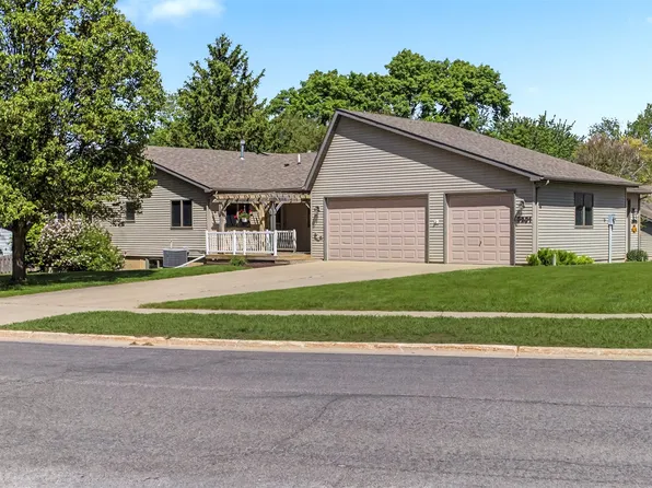 3201 Polaris Dr, Ames, IA 50010