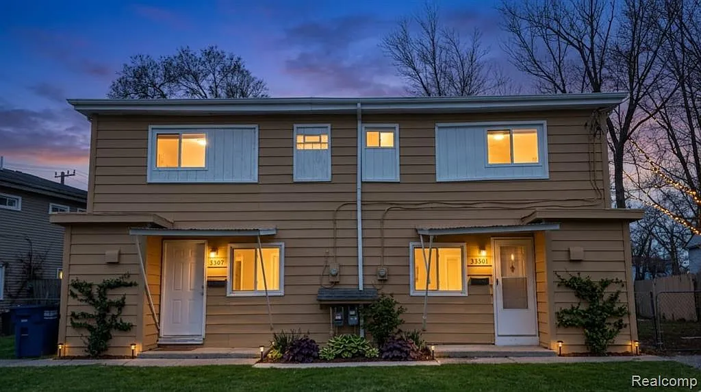 2 bed, 1.5 bath, 1814 sqft, $1,350 — Photo 1
