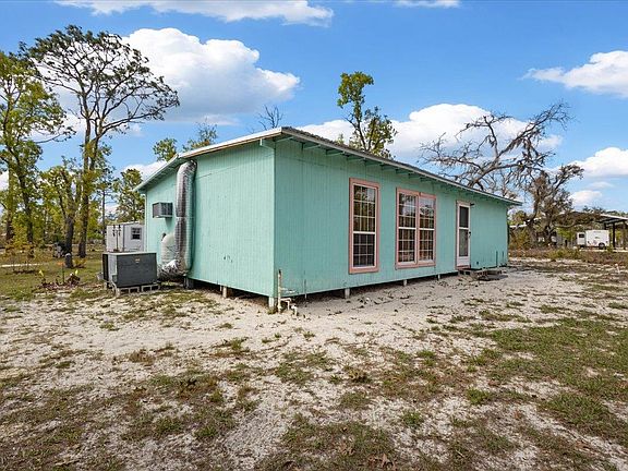 3rd image of 2956 Sea Oaks Loop