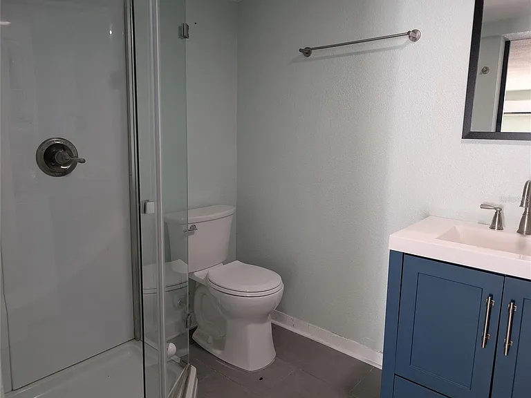 5005 Newton Ave S — Photo 40