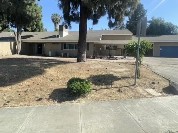 4023 W Damsen Avenue, Visalia, CA 93291