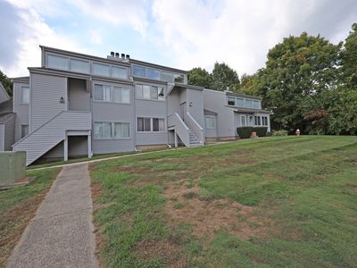 210 Brittany Farms Rd #F, New Britain, CT, 06053