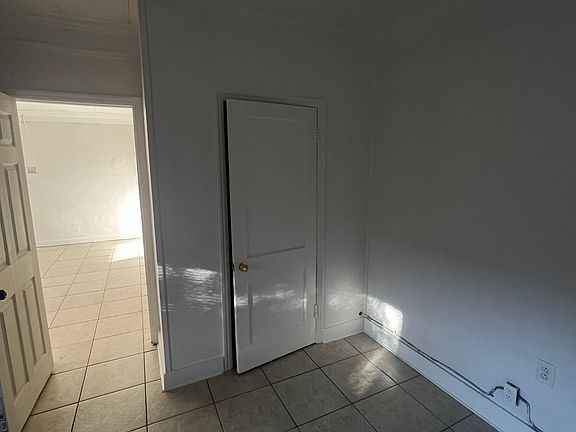 2nd image of 3619 Seminole Ave APT 1