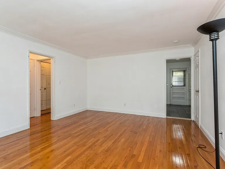 51 Cross St #3A — Photo 13