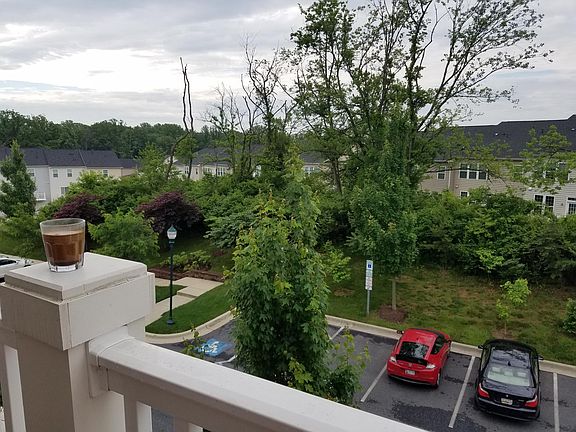 3rd image of 22906 Spicebush Dr