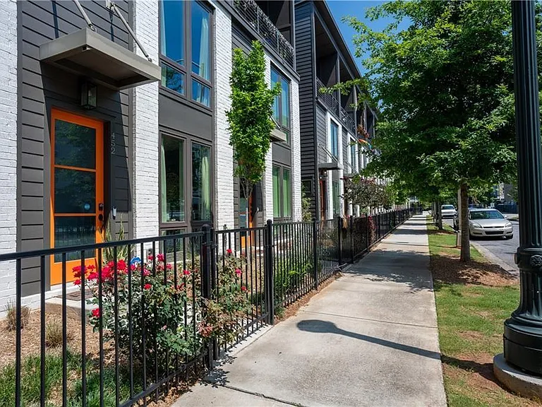 452 Latta St NE #27 — Photo 2