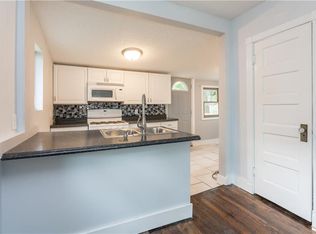 1247 56th St, Des Moines, IA 50311