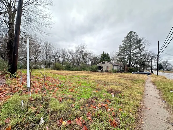 2205 Bonham St, Paris, TX 75460