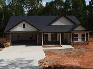 3269 Old Furnace Rd, Chesnee, SC 29323