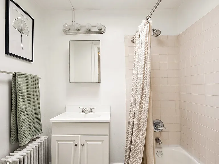 569 Throop Ave #2 — Photo 11
