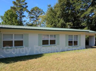 3037 Noland St, Marianna, FL 32446