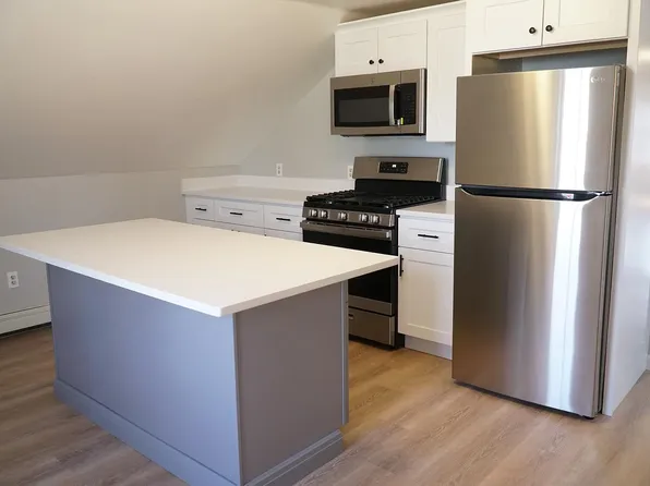 75 Wood St #3, Providence, RI 02909