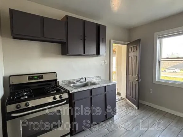 3732 Deodar St, East Chicago, IN 46312
