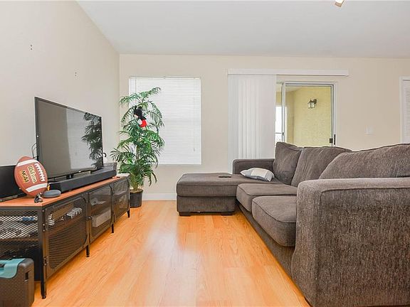 5th image of 4764 Walden Cir #22