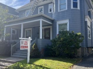 521 Oxford St #1, Rochester, NY 14607
