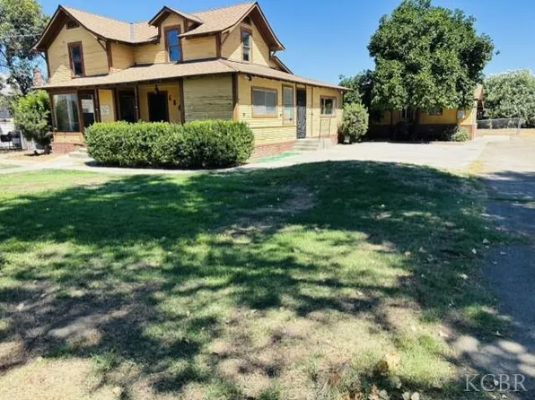 684 Oleander Ave, Lemoore, CA 93245