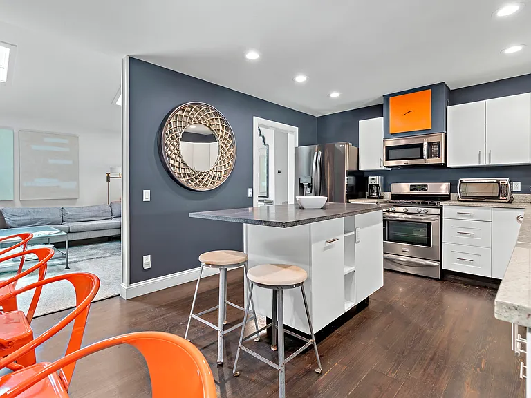Millstone Dr — Photo 18