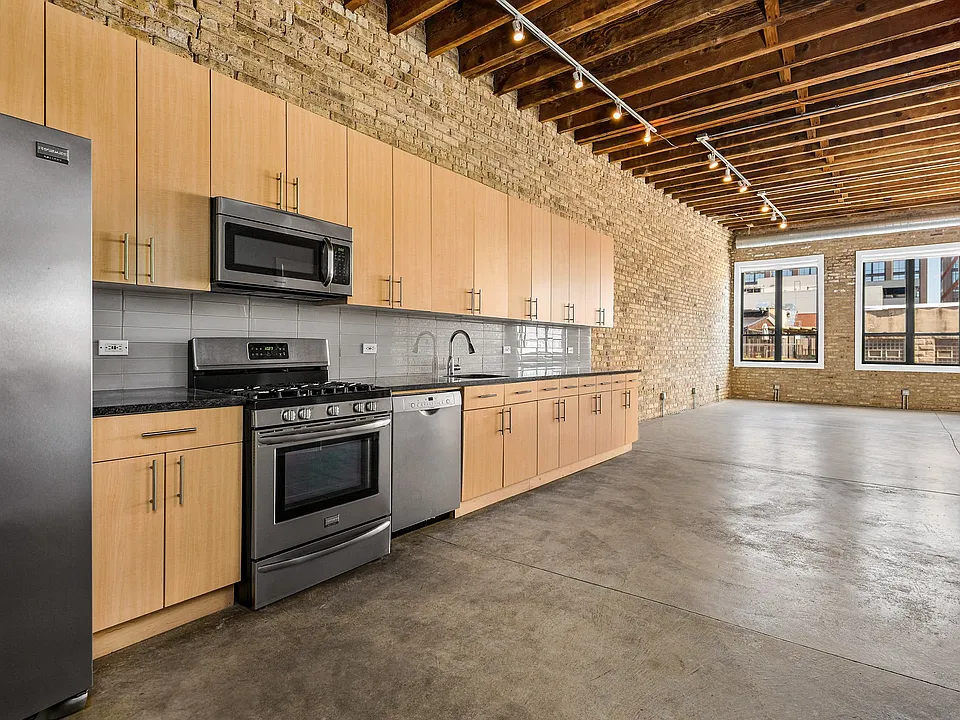 945 W Fulton Market Apartments