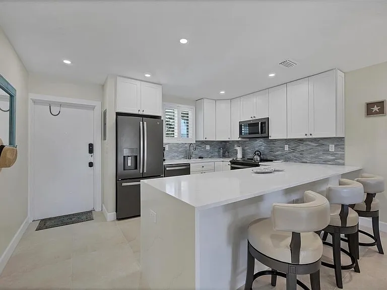 500 S Washington Dr #6B — Photo 7