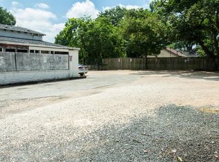 1132 E 11th St, Houston, TX 77009
