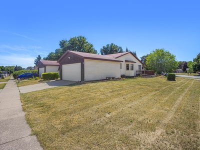 5869 Pine Vista St SE, Kentwood, MI, 49548