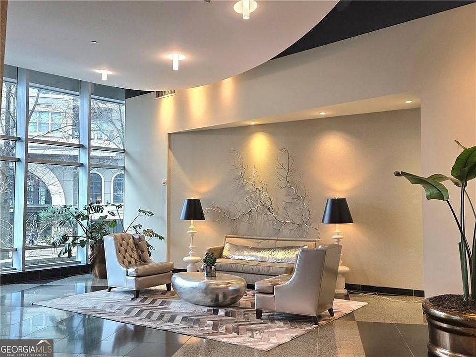 1st image of 3338 Peachtree Rd NE APT 601