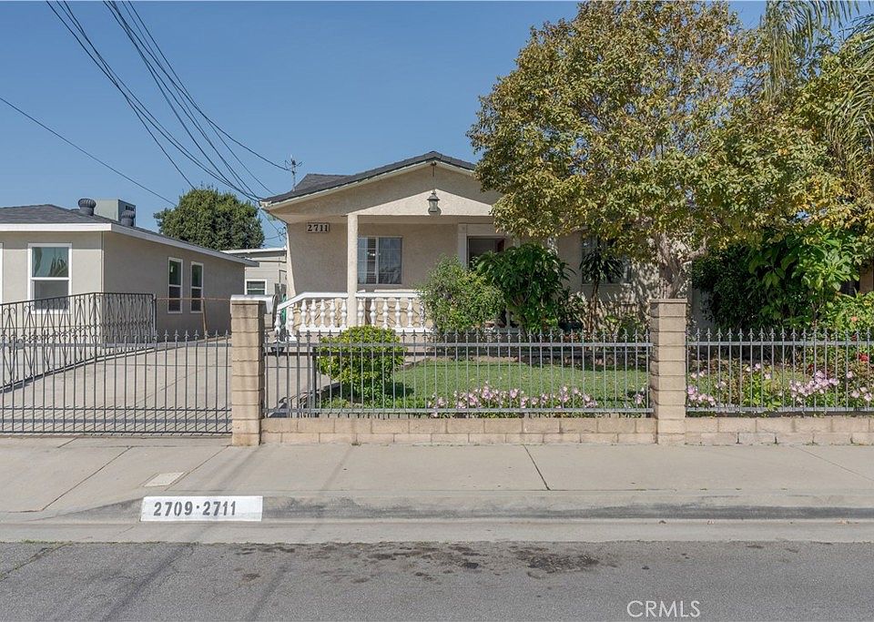 1st image of 2711 Falling Leaf Ave