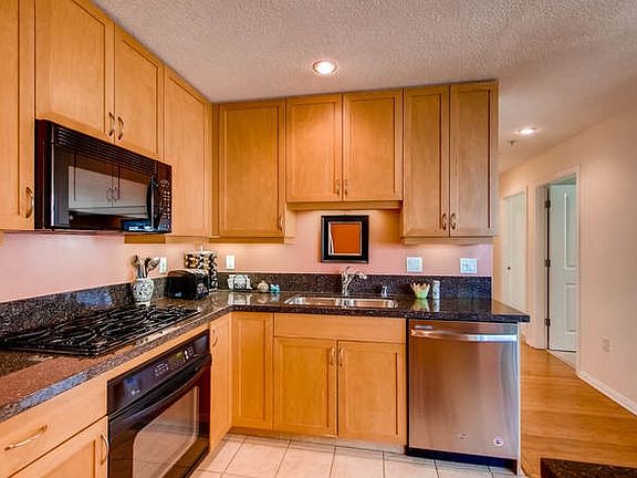 5th image of 850 Beech St Unit 712